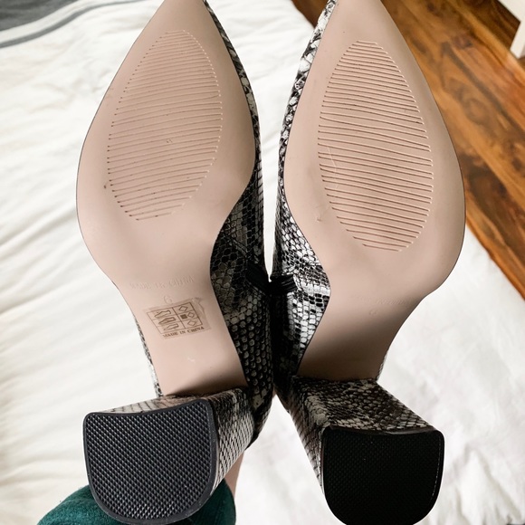 Snake High Point Ankle Boot - Size 8 - Picture 3 of 6